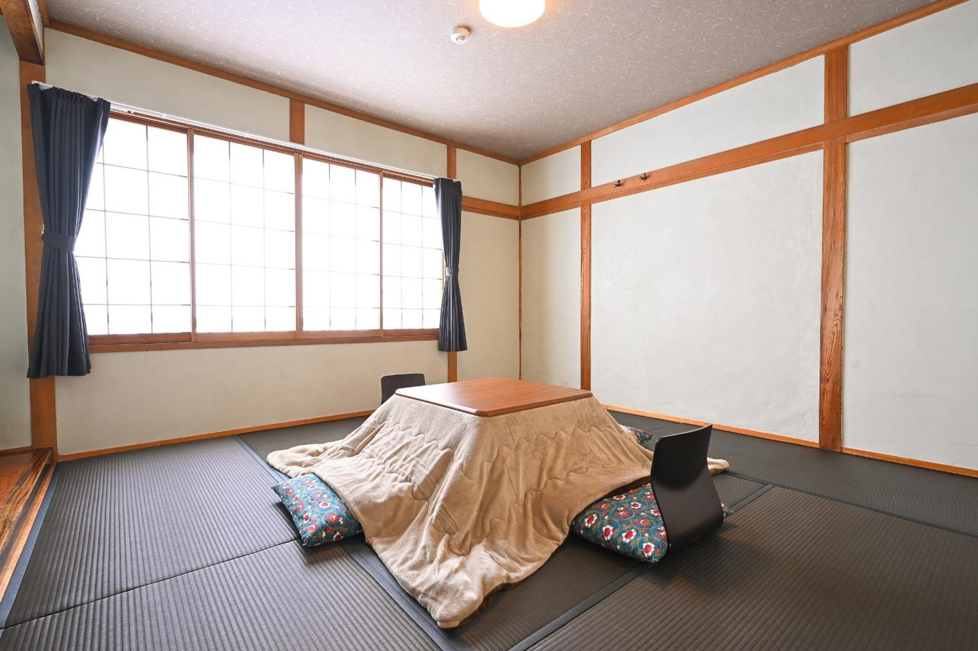 Huette Jil Shirakabako Hostel Чино Екстериор снимка