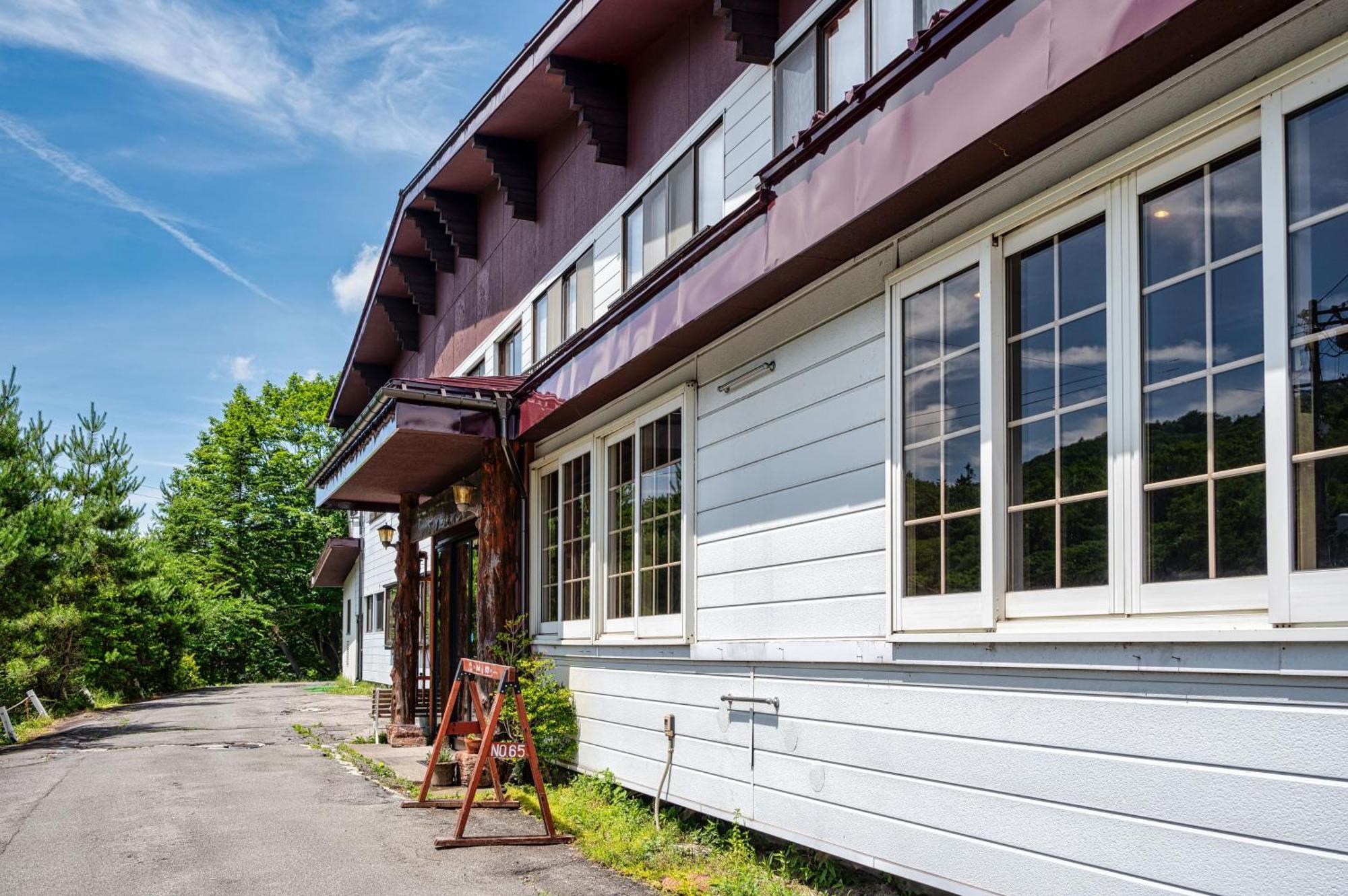 Huette Jil Shirakabako Hostel Чино Екстериор снимка